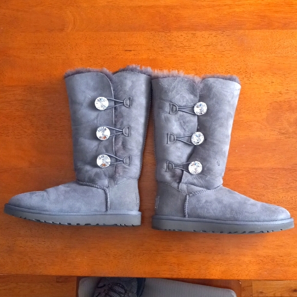 Ugg boots - Picture 1 of 4